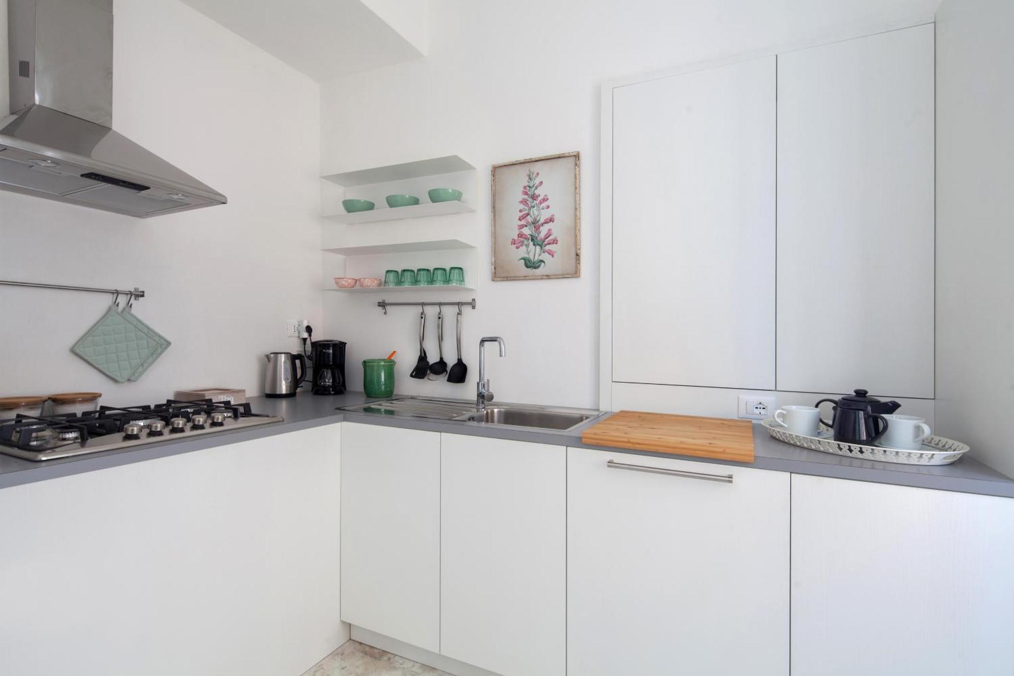 Vicolo Apartment, Pedestrian Centre, 2Bdr, 2,5 Bth, Aircondo, Private Parking, Easy To Train And Ferries, City Life La Spezia Bagian luar foto