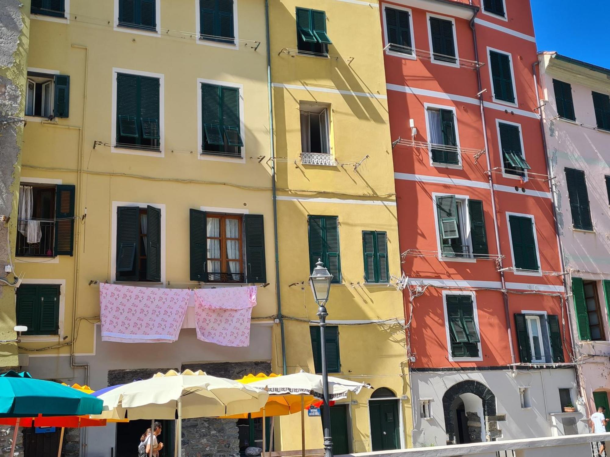 Vicolo Apartment, Pedestrian Centre, 2Bdr, 2,5 Bth, Aircondo, Private Parking, Easy To Train And Ferries, City Life La Spezia Bagian luar foto