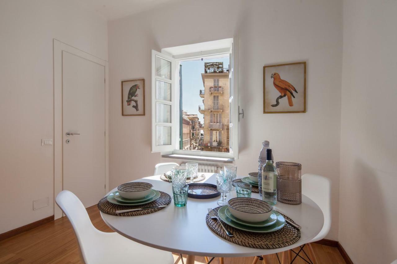 Vicolo Apartment, Pedestrian Centre, 2Bdr, 2,5 Bth, Aircondo, Private Parking, Easy To Train And Ferries, City Life La Spezia Bagian luar foto