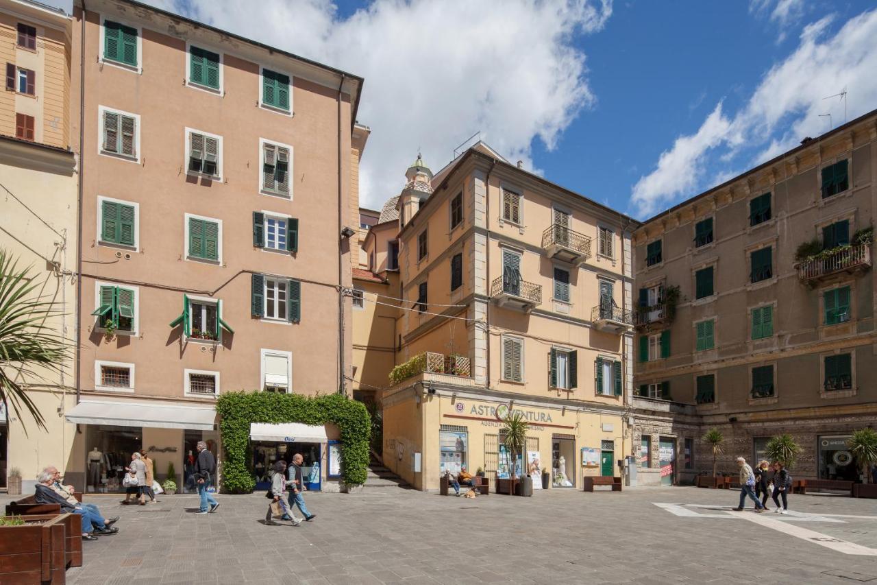 Vicolo Apartment, Pedestrian Centre, 2Bdr, 2,5 Bth, Aircondo, Private Parking, Easy To Train And Ferries, City Life La Spezia Bagian luar foto